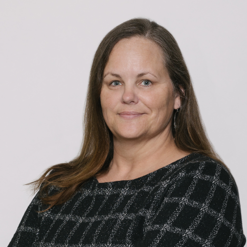 headshot of andreane chenier